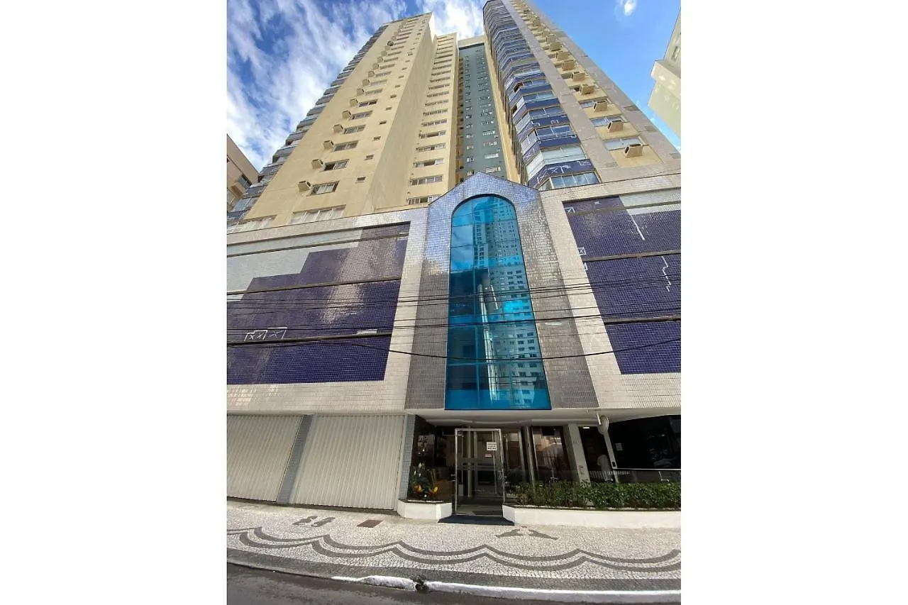 Mrf74 - Churrasqueira, Quadra Mar, Garagem, 2 Dorm Balneário Camboriú 0*,