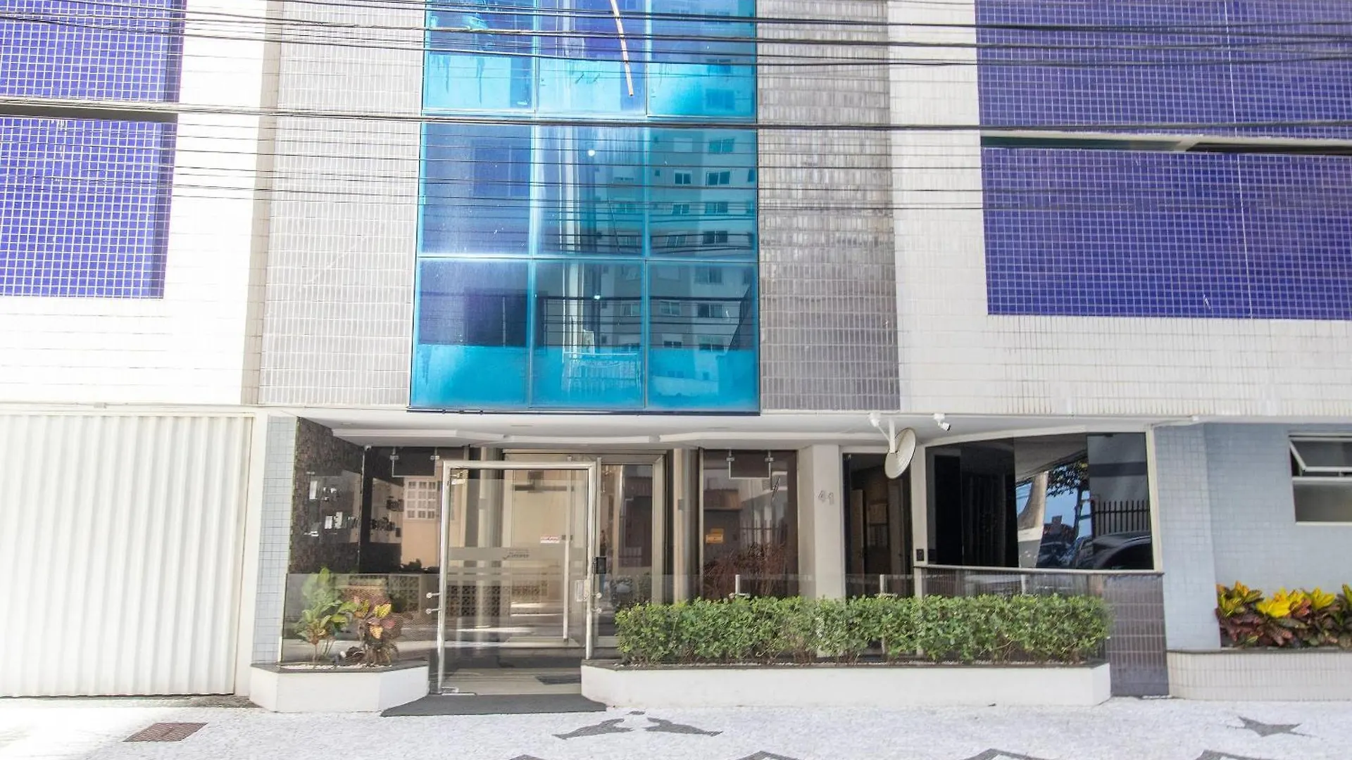 Mrf74 - Churrasqueira, Quadra Mar, Garagem, 2 Dorm location